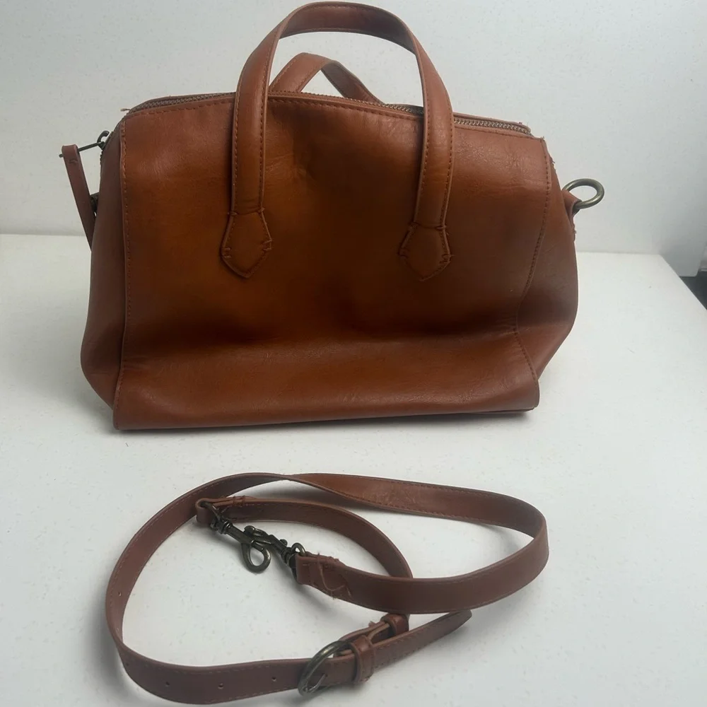 Two large purses! - Picture 4 of 4